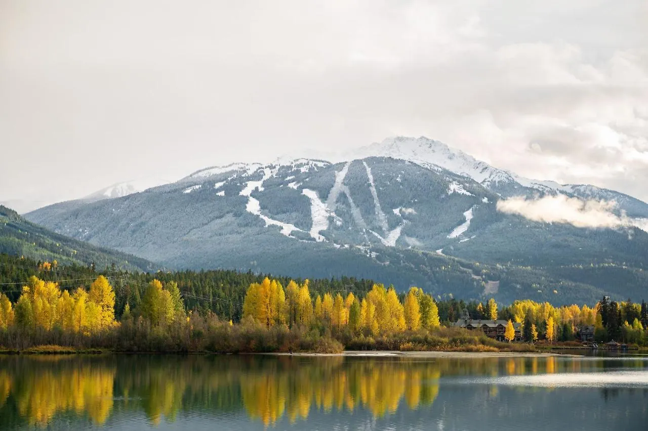 Luxury Mountain Retreat With Private Hot Tub By Harmony Whistler Villa Canada